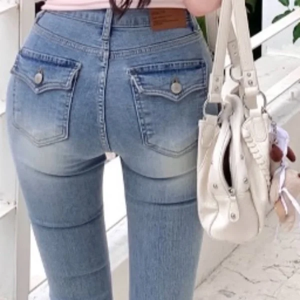 本日12:00〜☀️出勤　🍑ふじこ出勤