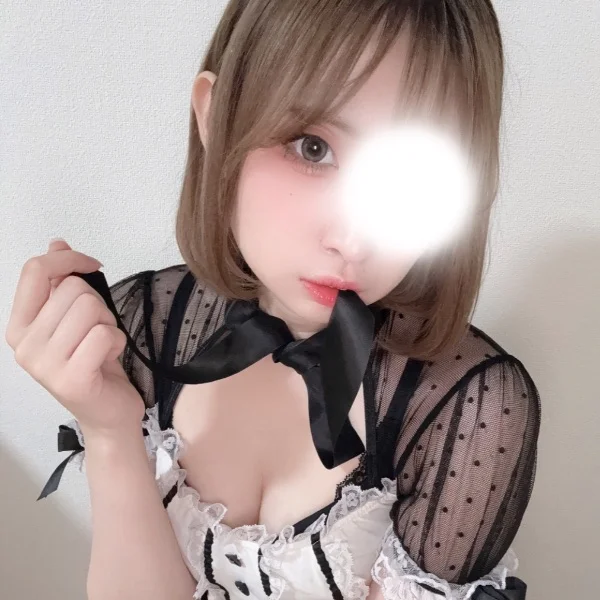 はじめまして！綾波ななです！