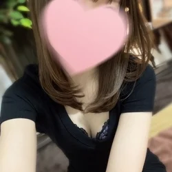 【新人】桃瀬りあ