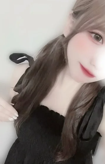吉岡あいな