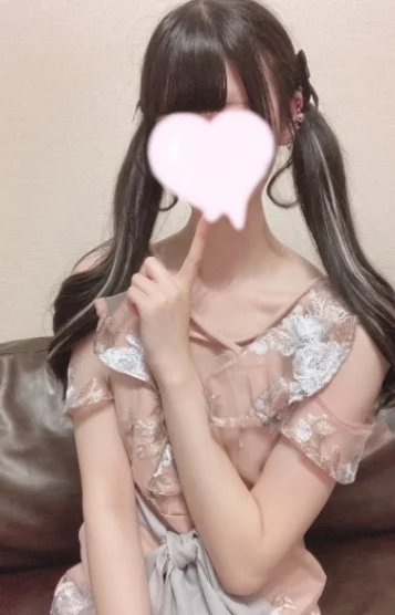 深月 らる