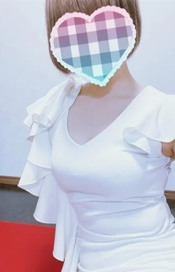 黒瀬莉音