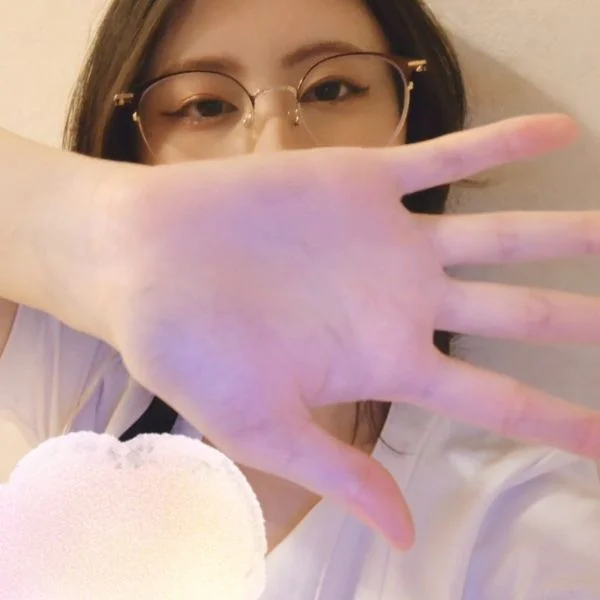 本日20時より出勤します(*ˊ˘ˋ*)