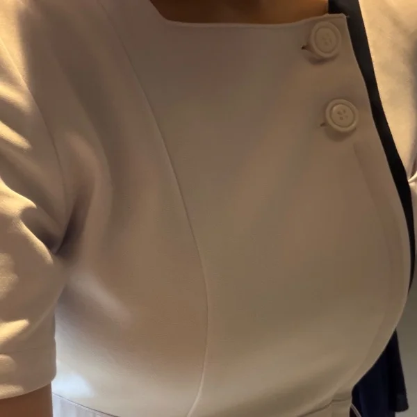 しゅっ