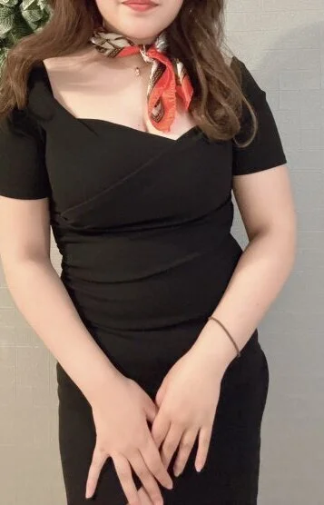 長谷部 るな