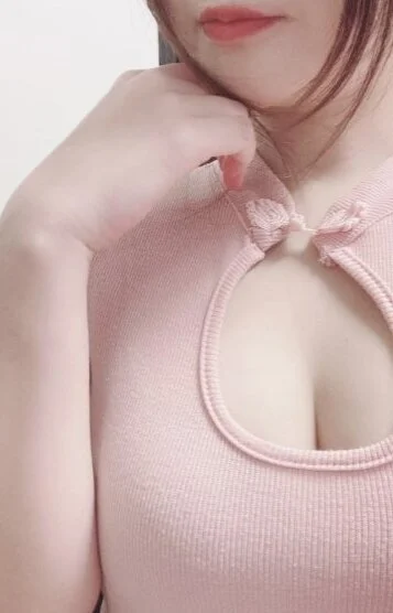 葉月 麗奈