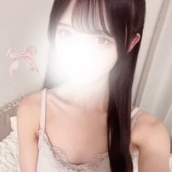 白雪 りりか