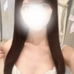 白雪 りりか