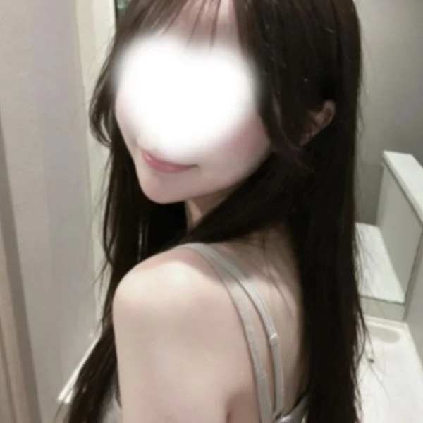 本日12:00-18:00出勤です🤍