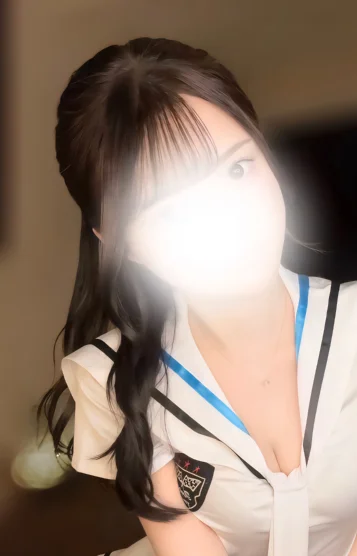 桜羽　なな