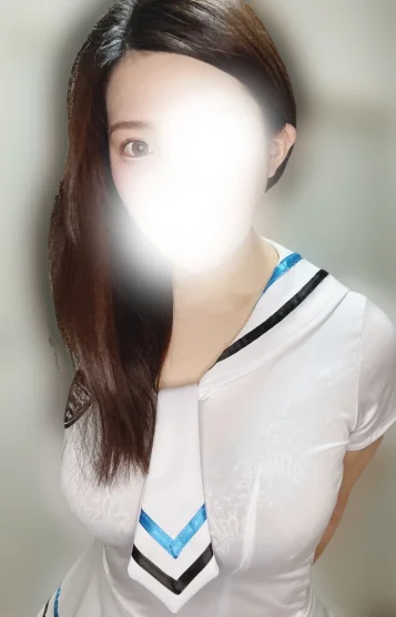 秋月ふうか