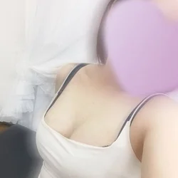 大人の色気漂う美女♡はるかセラピスト18:00~ご案内可！