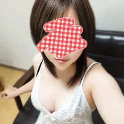 小柄で可愛い妹系美少女♪りえセラピスト20:00~ご案内可！