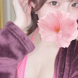音羽かのん