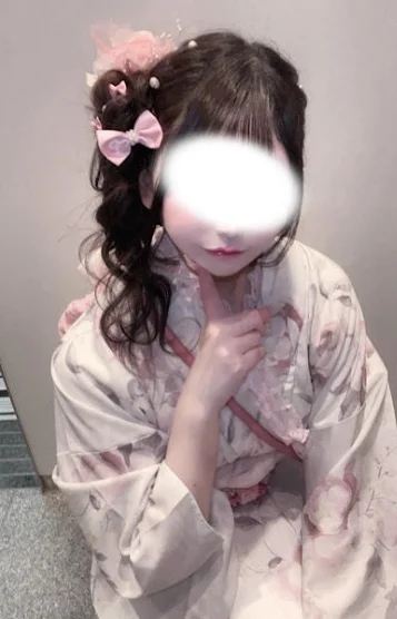 秋月ゆあ
