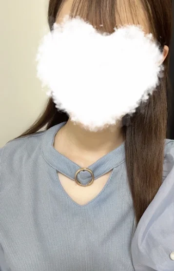 川原ひな