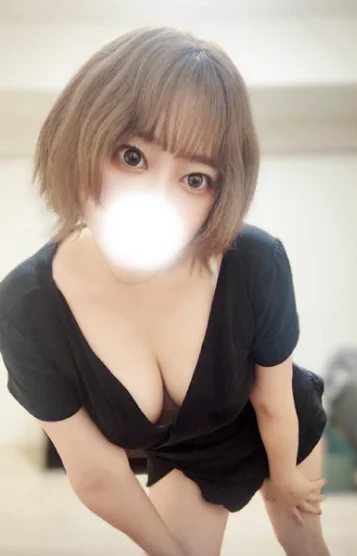 八木ひなた