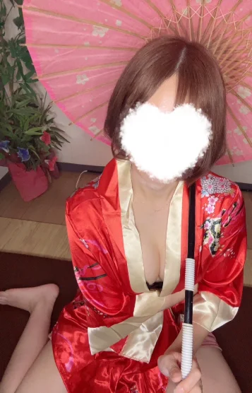 咲茉（15日デビュー