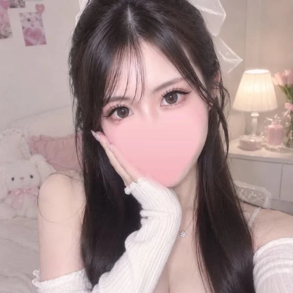 前髪つくってみたんだけどどうかな?🧏🏻♀️🩷