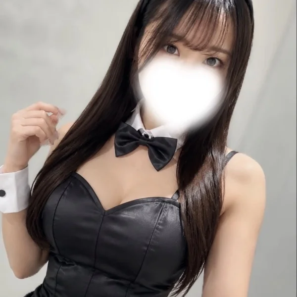 綾瀬　るな