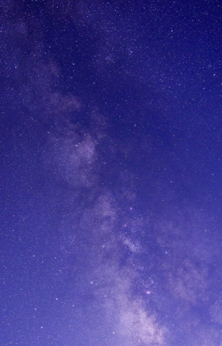 明日12時から16時まで出勤します😊