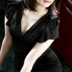 ご案内枠僅か💖【ミセスニーナ】お早めに...