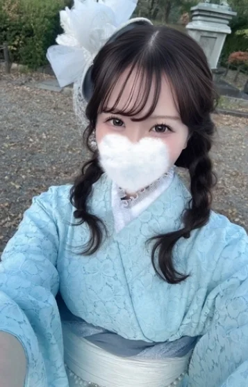 吉沢ひかり