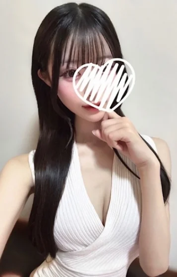 愛月 ゆあ