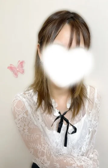 凪桜(なぎさ)