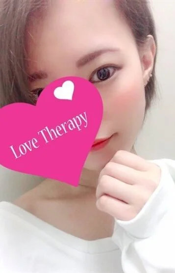 中条ひなの