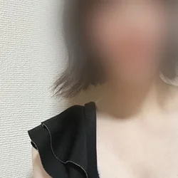 新人せいら