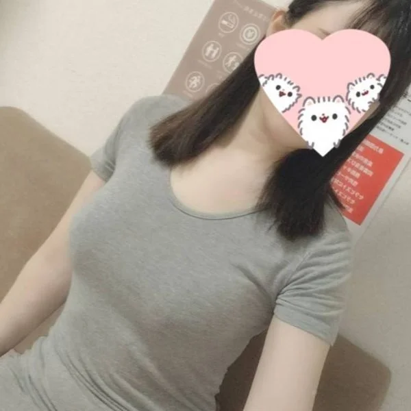 雨の日の過ごし方と明日の出勤予定🌸