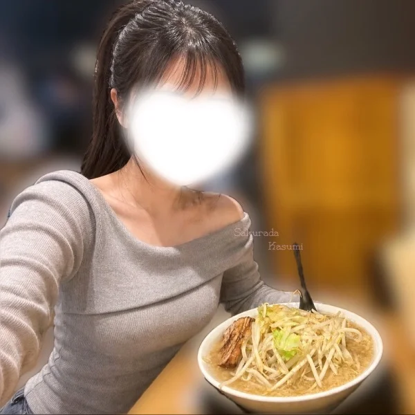 幸せラーメン時間 ٩(๑´~`๑)و