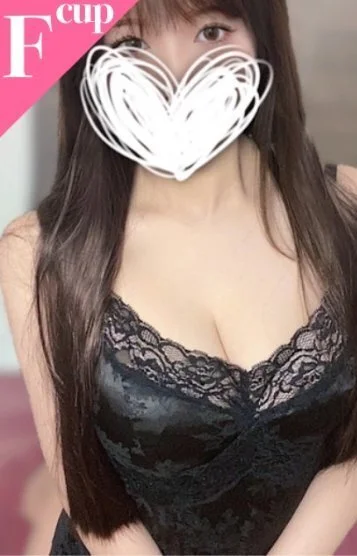 西織 さなえ