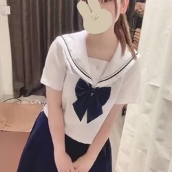 星奈あおい