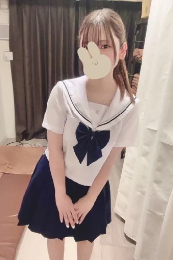 星奈あおい