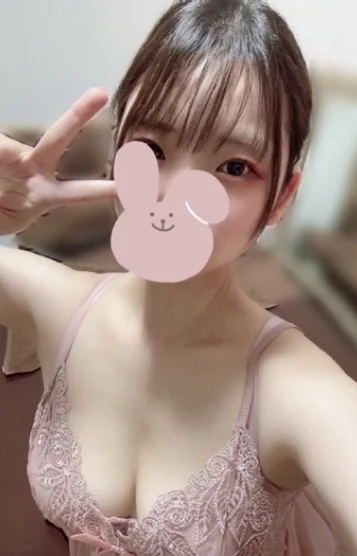 星奈あおい