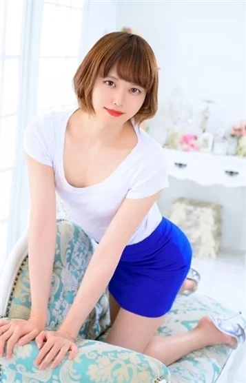 水城 ゆな【男の娘】