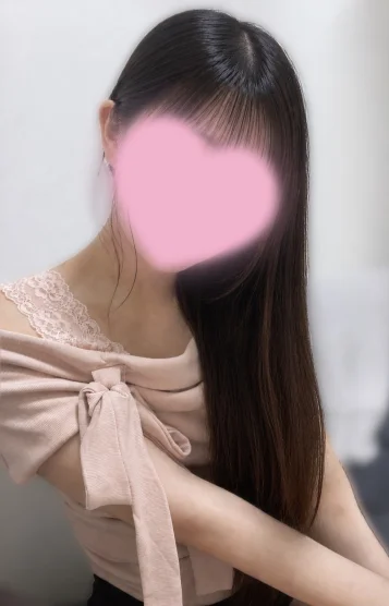 華本ひな