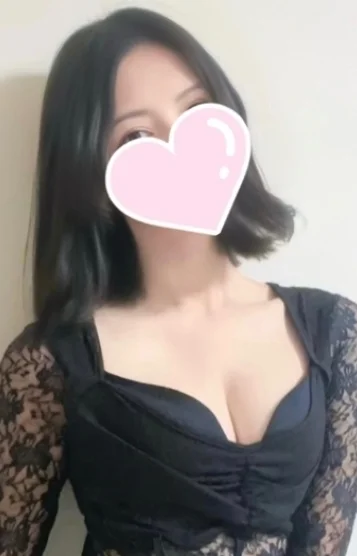 黒木りあ