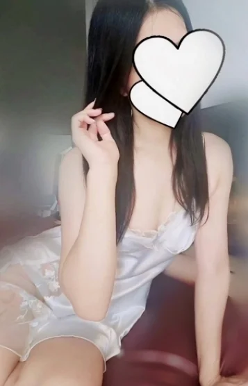 響あおい