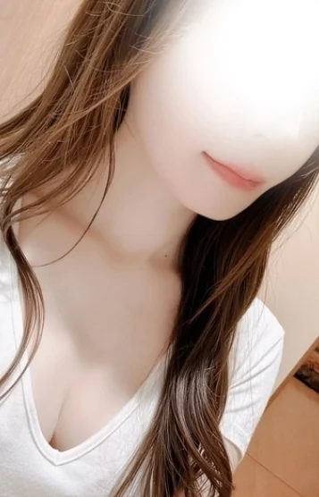 華崎ゆりあ