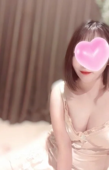神崎ひなの