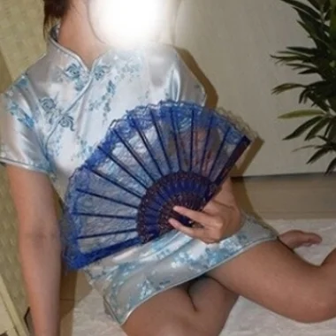 小喬(日本人)>の写真