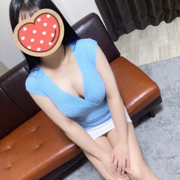☆黒髪清楚系でGカップのバスト❤新人優木さん本日出勤デス☆