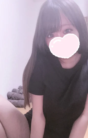新人りゆ