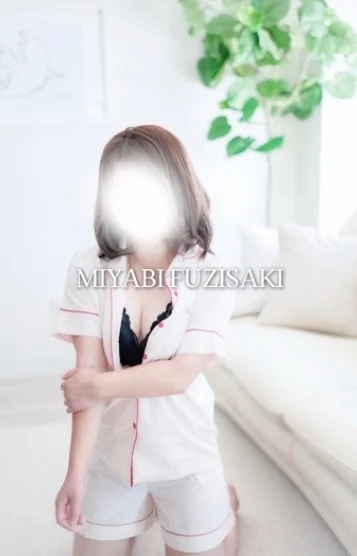 藤咲みやび