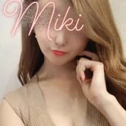 朝比奈みき