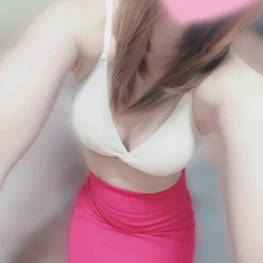 ひな【超絶美人】>の写真