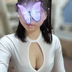 超清楚で癒し系のセラピスト・かすみさんです！！